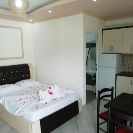 아파트 Vila Anxhela 사밀